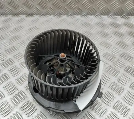 Skoda Yeti (5L) Heater fan/blower F997167J 3C0907521G