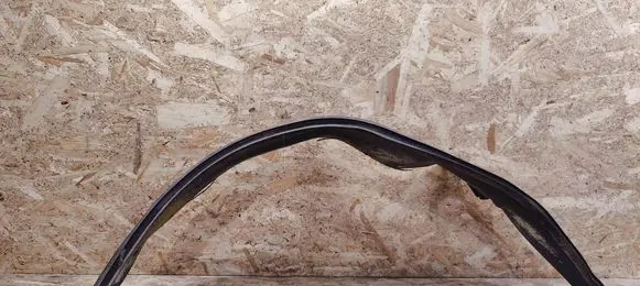 Front wheel arch liner splash guards