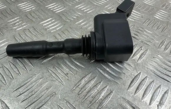 Seat Arona High voltage ignition coil 04E905110M