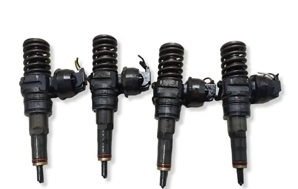 Audi A3 S3 8P Fuel injectors set 0414720215