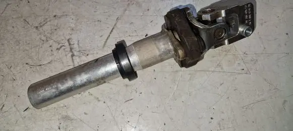 Mercedes-Benz E W212 Steering column universal joint PP204460191