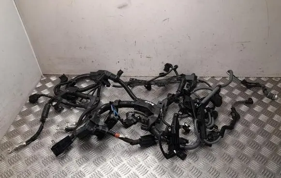 Toyota Yaris XP210 Engine installation wiring loom 821210U680