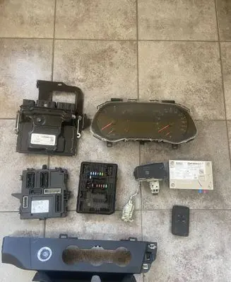 Renault Kangoo III Start/Stop system kit 237107894S 237107891S 0281039177