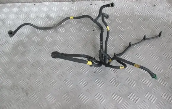 Ford Focus Fuel injector supply line/pipe 