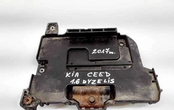 KIA Ceed Battery box tray 37150A2500