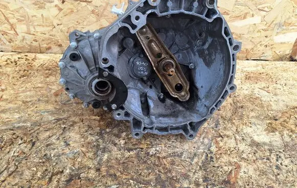 Mini One - Cooper Cabrio R52 Manual 6 speed gearbox 7531772