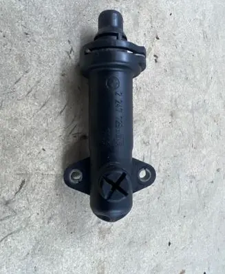 BMW 5 E39 EGR thermostat 2247723
