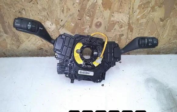 Ford Focus C-MAX Other switches/knobs/shifts # 4M5T13N064HH