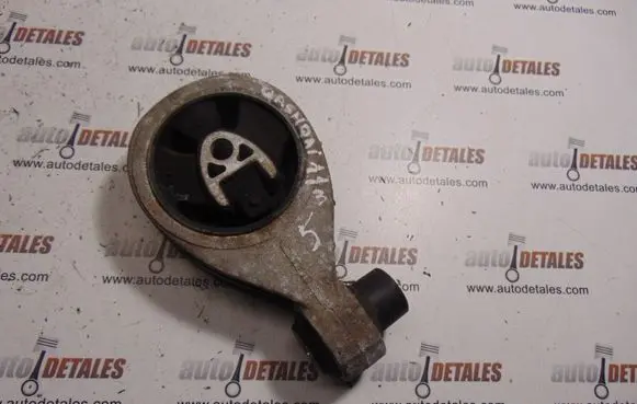Nissan Qashqai+2 Engine mount bracket 8200277221