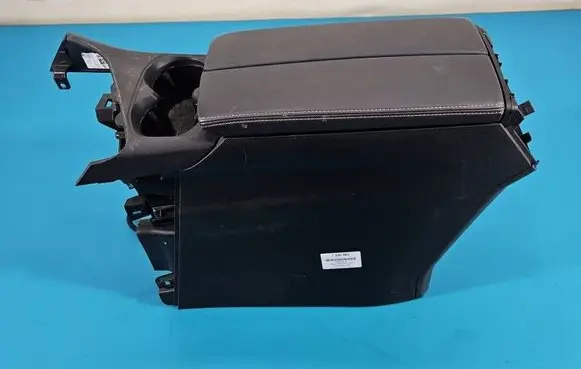 Peugeot 5008 II Armrest 9810429980 IMPRK1599985