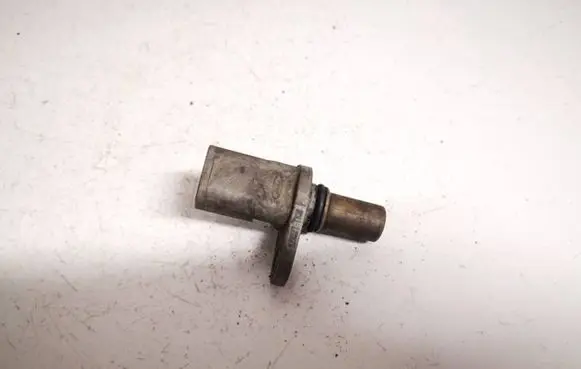 Ford Mondeo Mk III Camshaft position sensor 6C1112K073AA 6c11-12k073-aa