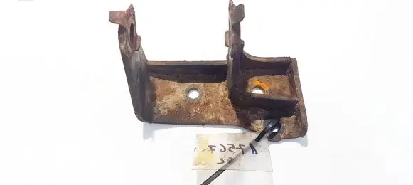 Toyota Corolla Verso E121 Engine mounting bracket