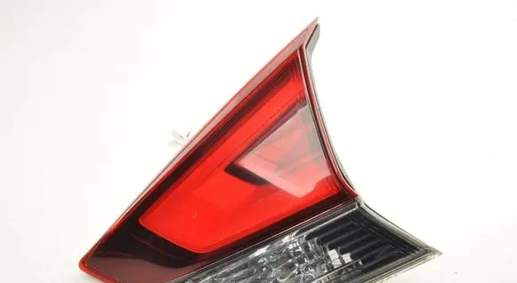 Nissan X-Trail T32 Tailgate rear/tail lights 