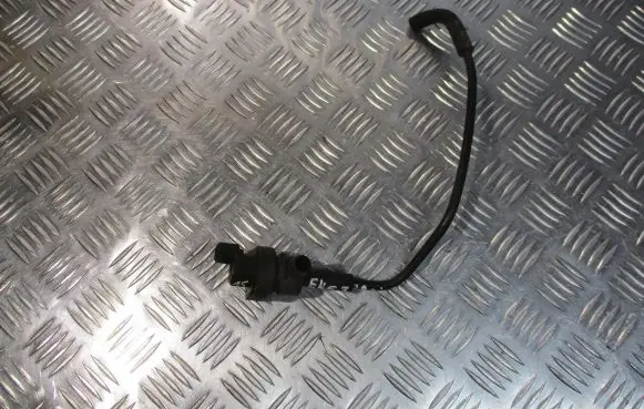 BMW 3 E46 Valve vacuum 
