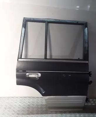 Mitsubishi Pajero Rear door
