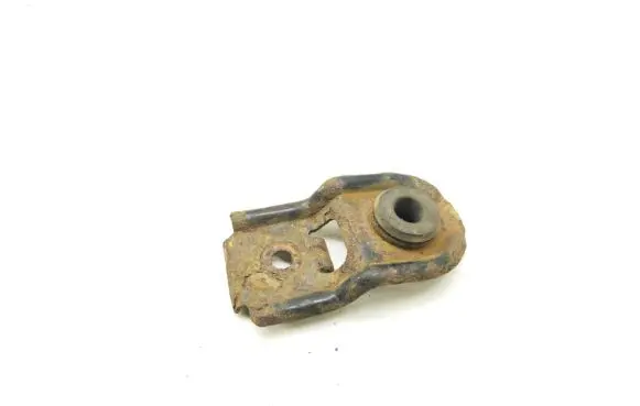 Subaru Legacy Radiator mount bracket