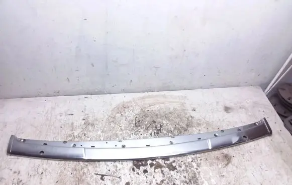 Jaguar XJ X40 Front bumper splitter molding