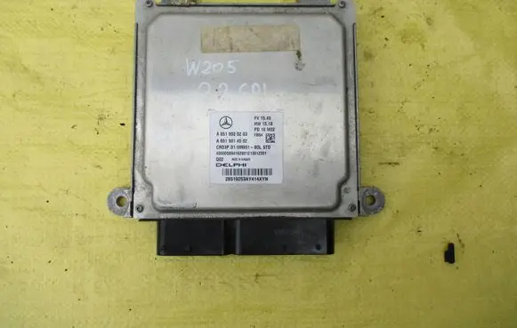 Mercedes-Benz C W205 Engine control unit/module A6519005203