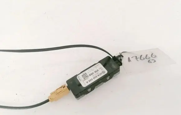 Volkswagen PASSAT B6 Antenna control unit 3C9035552A VW462