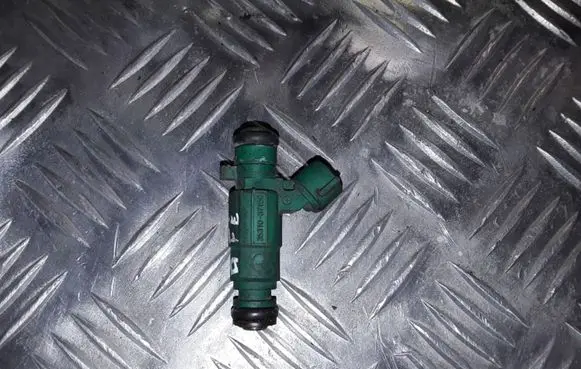 Hyundai Santa Fe Fuel injector 3531037150 9260930004