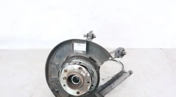 BMW 3 E92 E93 Rear wheel hub spindle/knuckle 6774808 2406292 2406290
