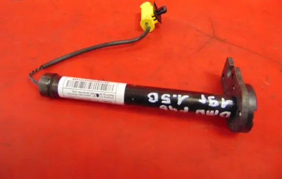 BMW 2 F46 Bonnet Pedestrian Airbag Actuator 7348856