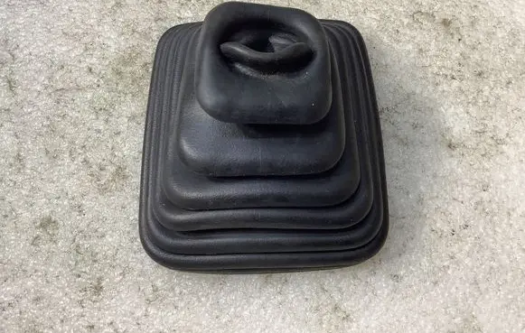 Suzuki Grand Vitara I Gear lever shifter trim leather/knob 