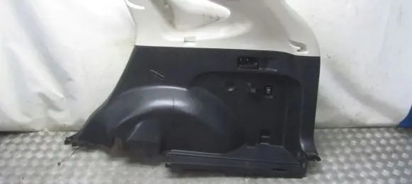 Honda CR-V Trunk/boot side trim panel
