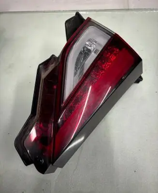 Mitsubishi Eclipse Cross Tailgate rear/tail lights
