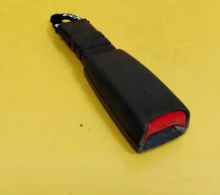 KIA Shuma Front seatbelt buckle 