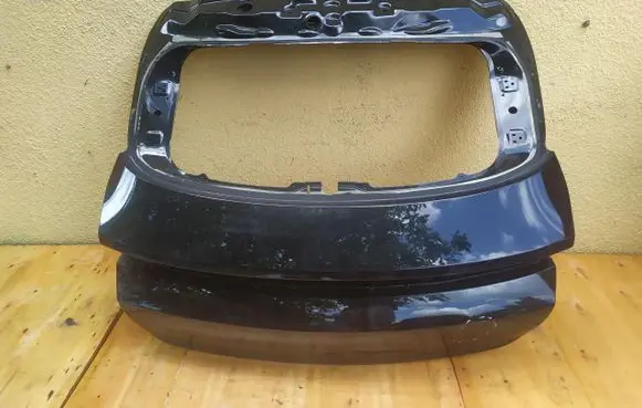 Porsche Taycan 9J1 Tailgate/trunk/boot lid