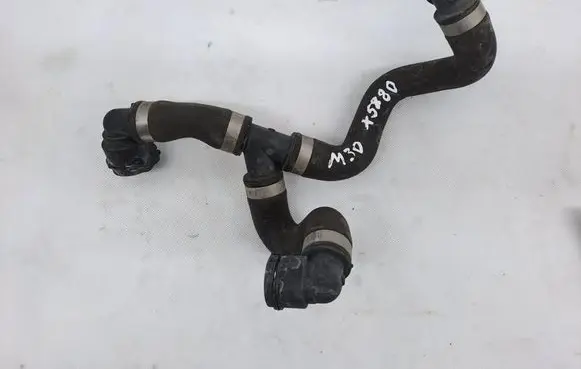 Mercedes-Benz C W205 Engine coolant pipe/hose A2055013984