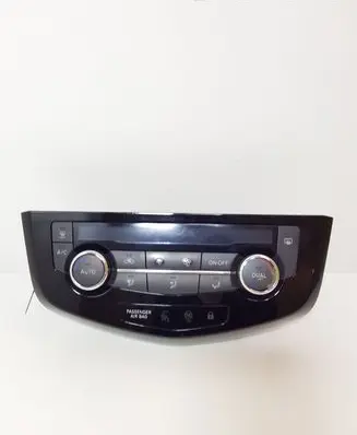 Nissan Qashqai Climate control unit 275004EA0A