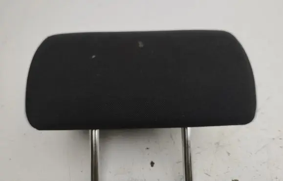 Toyota Auris 150 Rear seat headrest 