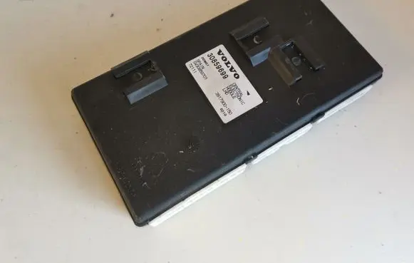 Volvo S40, V40 Comfort/convenience module 30859699