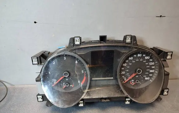 Volkswagen PASSAT B8 Speedometer (instrument cluster) 3G0920941