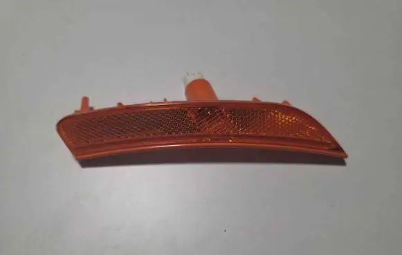 Chrysler 200 Front fender indicator light 68206449AA