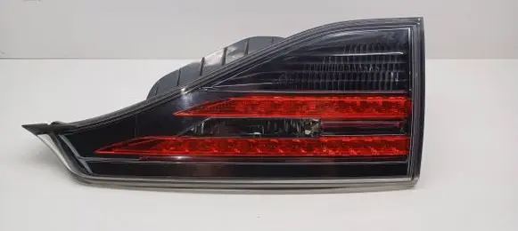 Lexus CT 200H Tailgate rear/tail lights