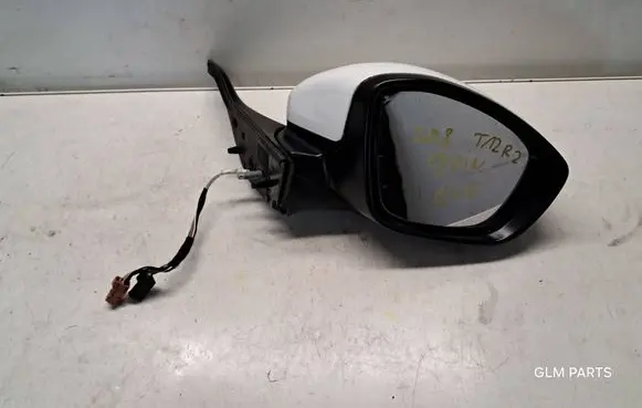 Peugeot 208 I Front door electric wing mirror