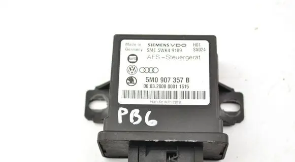 Volkswagen PASSAT B6 Light module LCM 5M0907357B 5WK49189