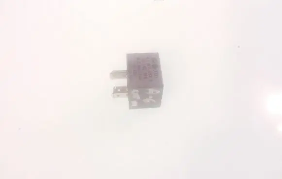 Audi A6 S6 C5 4B Other relay 141951253B