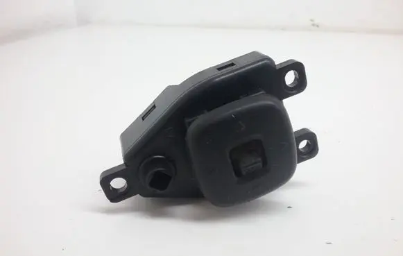 Wing mirror switch