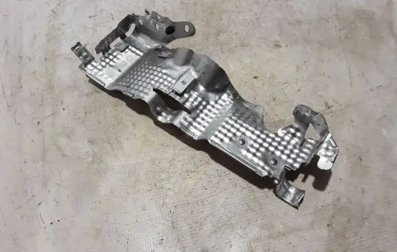 Renault Trafic III (X82) Exhaust heat shield 72493458