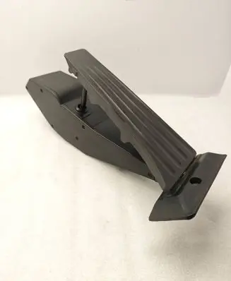 Accelerator throttle pedal