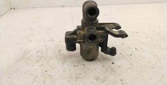 BMW 3 E36 Coolant heater control valve 8391418 1147412052