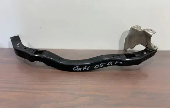 Subaru Outback Front bumper mounting bracket