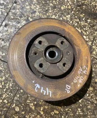 Citroen C4 I Front wheel hub