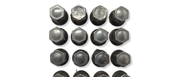 Land Rover Discovery Sport Nuts/bolts 