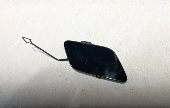 Audi Q3 F3 Front tow hook cap/cover 83A807241