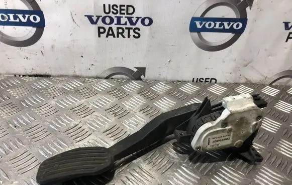 Volvo S60 Accelerator throttle pedal 30666662